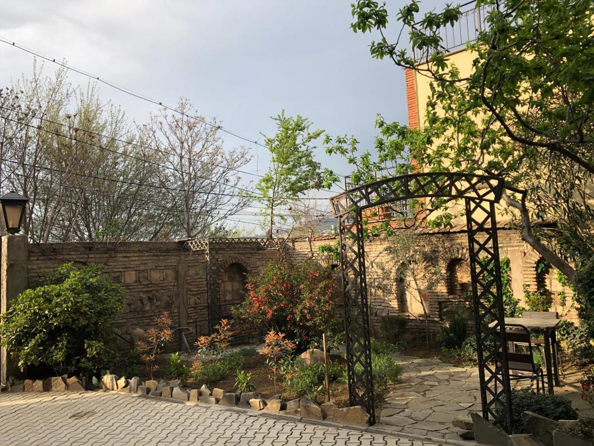 Artists Residence In Tbilisi Exterior photo