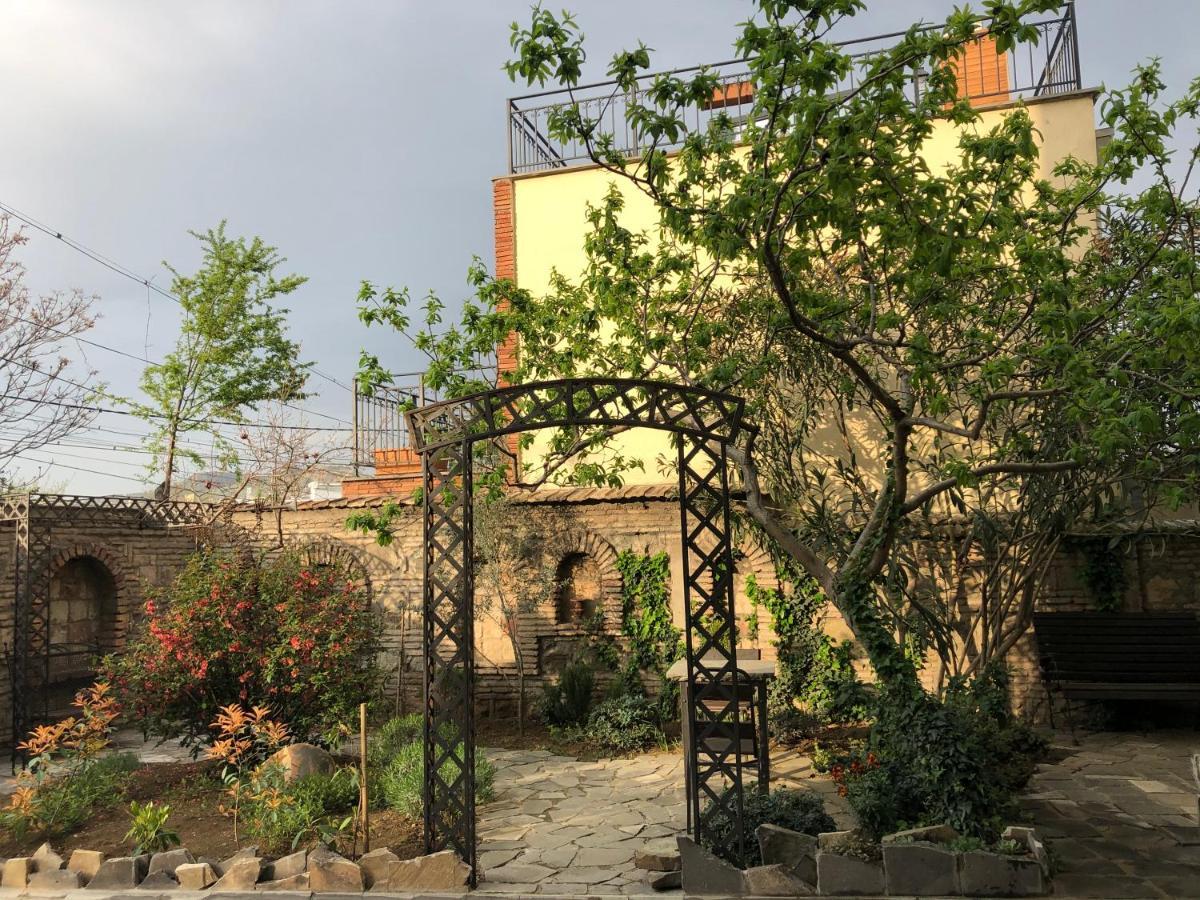 Artists Residence In Tbilisi Exterior photo
