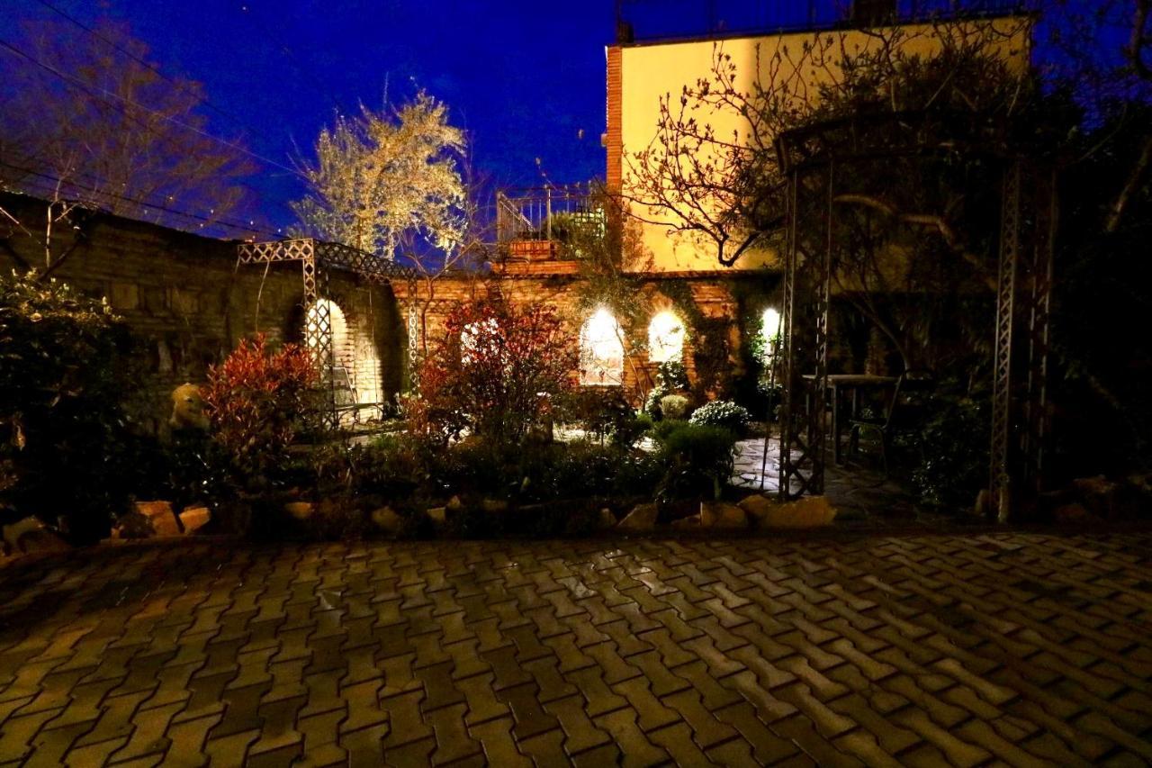 Artists Residence In Tbilisi Exterior photo